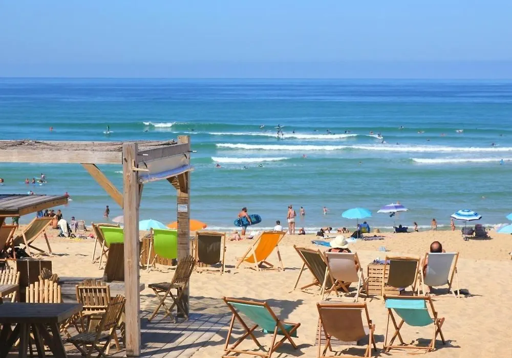 En Bord De Mer-1